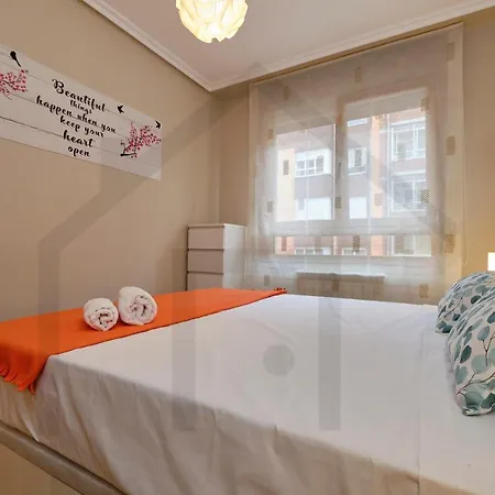 Apartamento Candelaria - Lujo A Un Paso Del Centro Oviedo Exterior photo